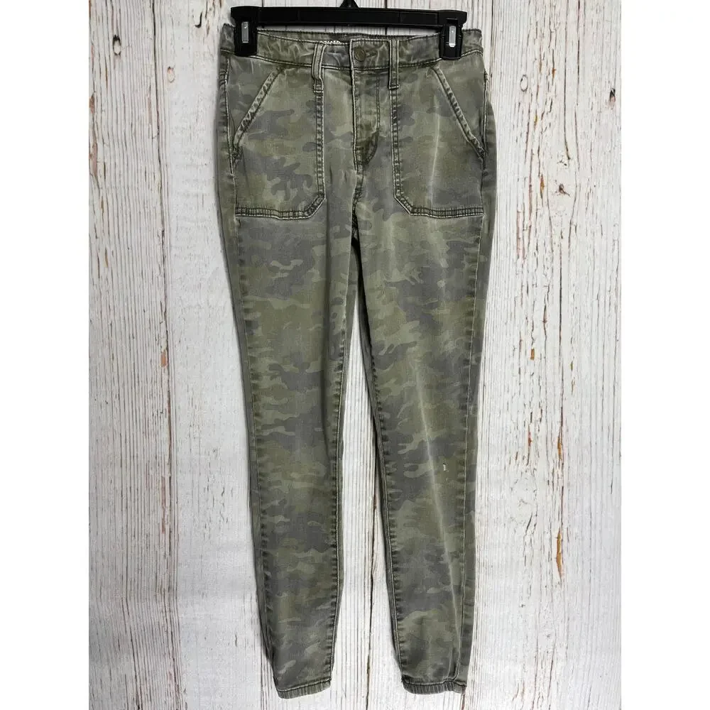 Mossimo High Waist Jegging Jeans Womens Size 2 Green Camo Skinny SMALL BLEMISH